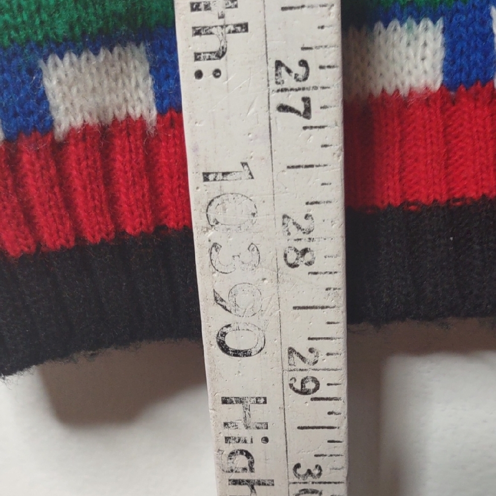 Avon Colorful Holiday Knit Vest - Picture 5 of 7